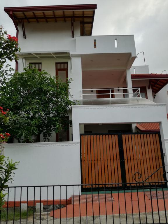 Bianco Terrace Hotell Negombo Exteriör bild