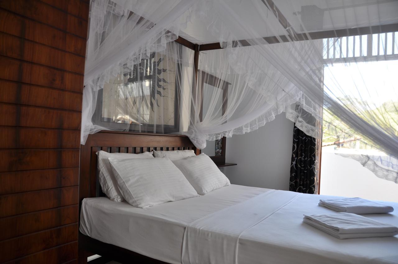 Bianco Terrace Hotell Negombo Exteriör bild